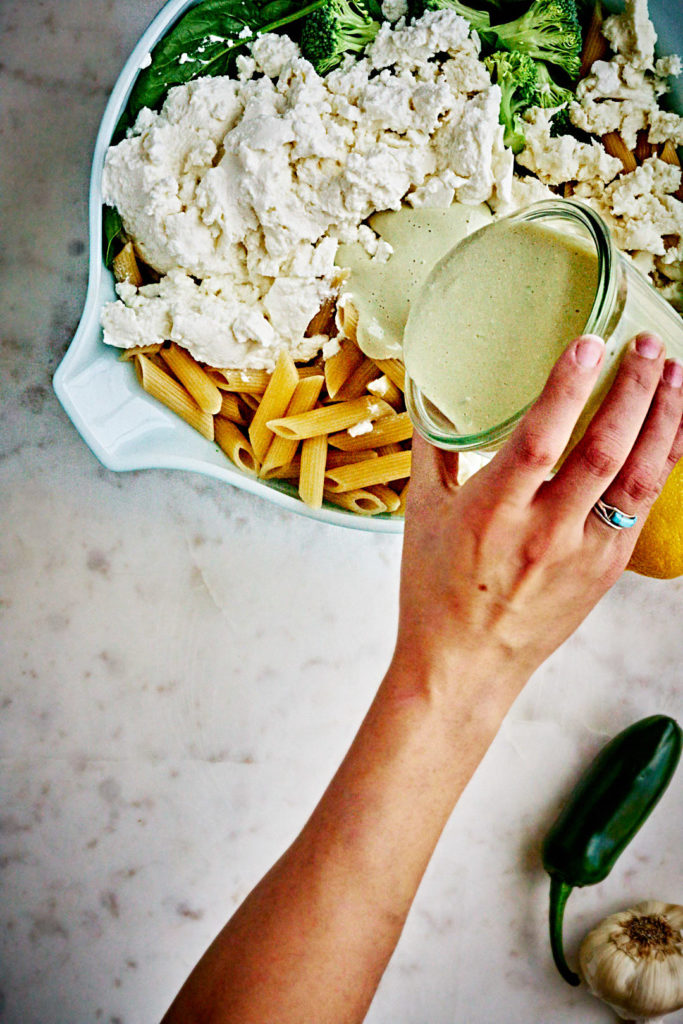 Spicy Tahini Baked Penne with Broccoli & Spinach | Proportional Plate #tahini #bakedpasta #pasta 