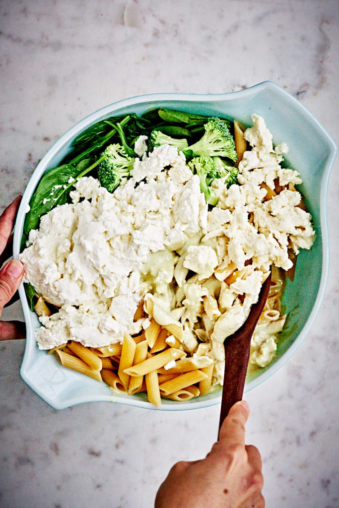 Spicy Tahini Baked Penne with Broccoli & Spinach | Proportional Plate #bakedpasta #pasta 
