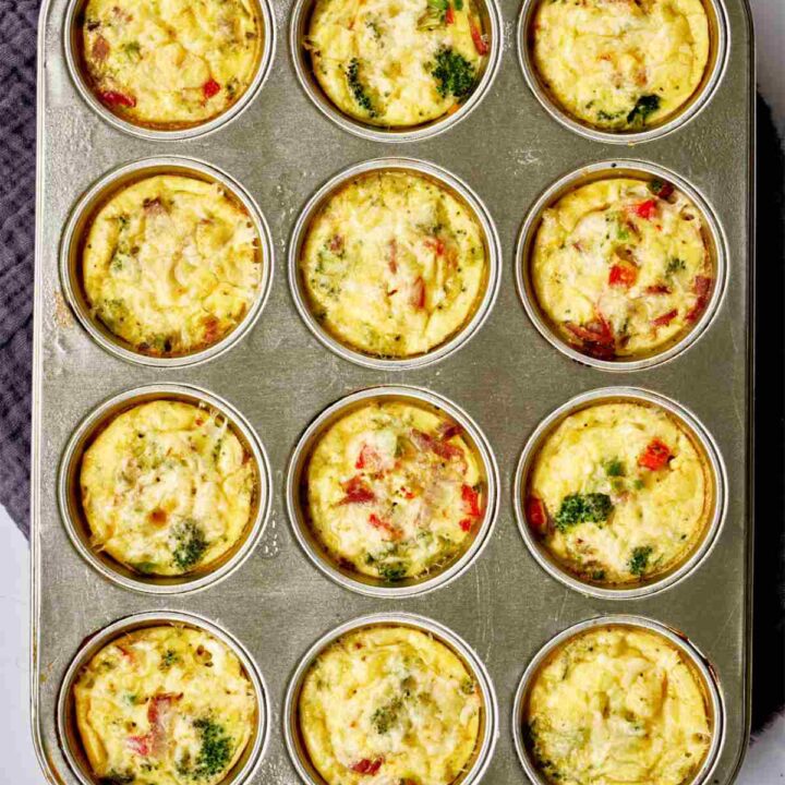 Healthy Muffin Tin Egg Cups - Baked Breakfast Muffin Tin Eggs