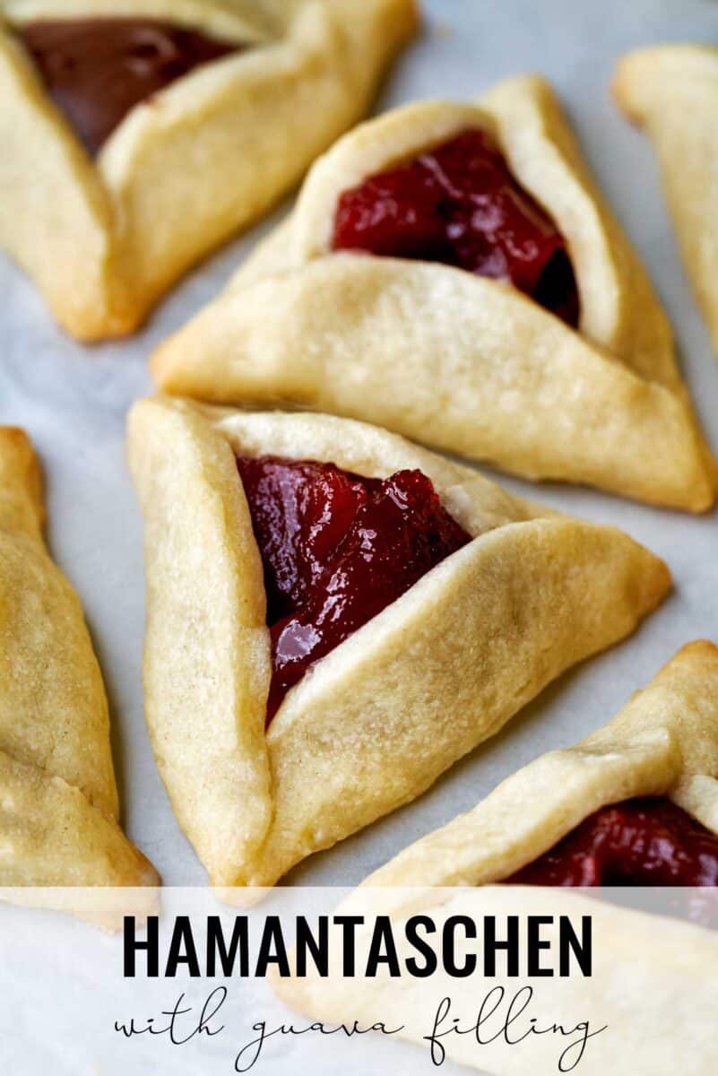 Triangle cookie with fruit filling.